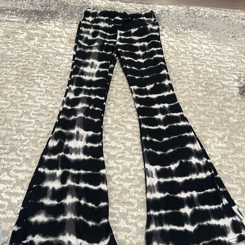 small yoga pants